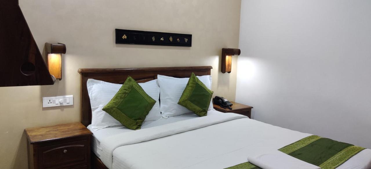 Hotel Mart View Kochi ภายนอก รูปภาพ