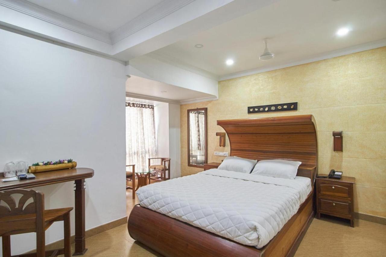 Hotel Mart View Kochi ภายนอก รูปภาพ