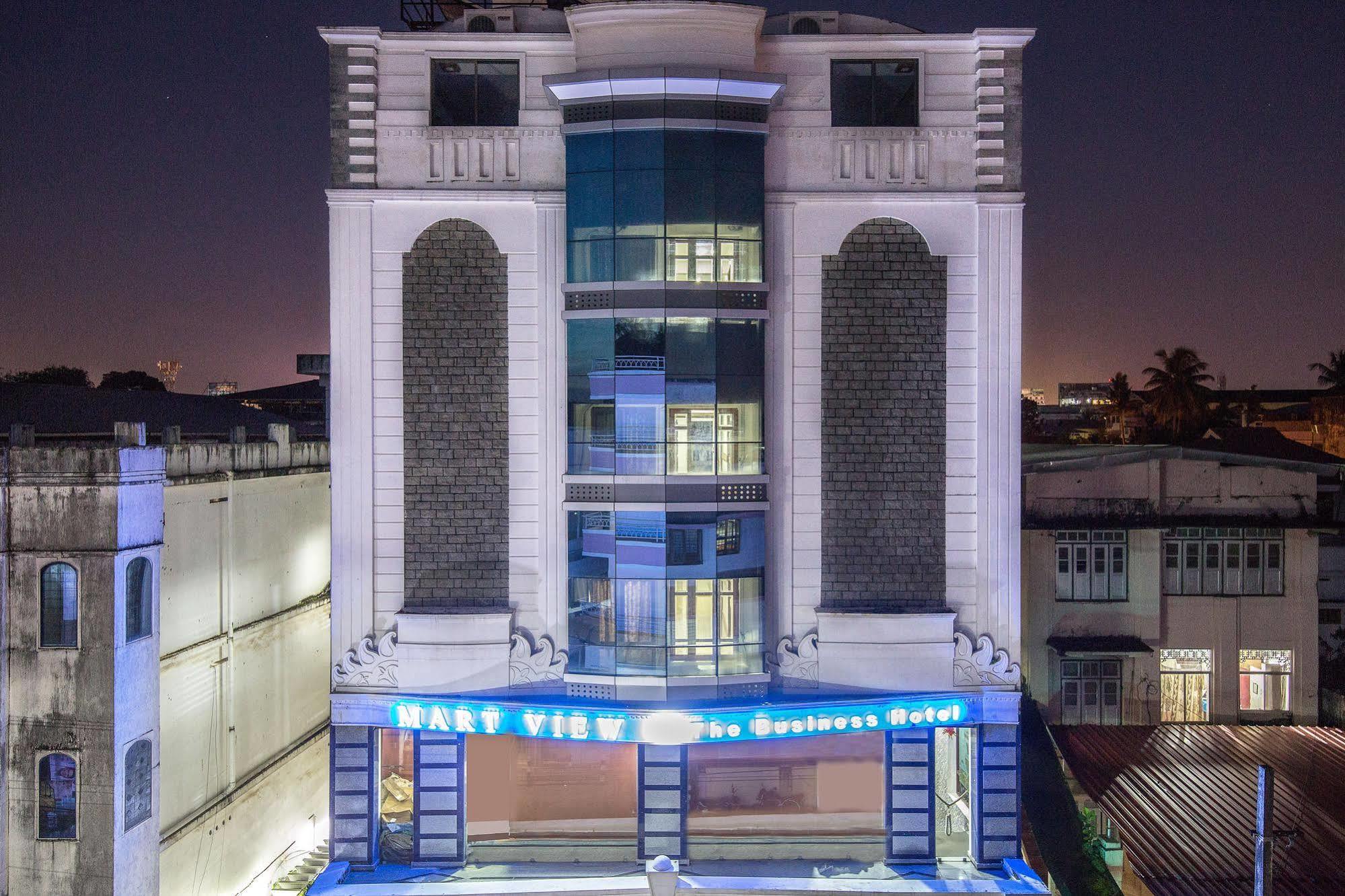 Hotel Mart View Kochi ภายนอก รูปภาพ
